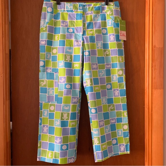 Lily Pulitzer NWT Women's Stretch Blue Green and Purple Capri’s w Ocean theme 8 - Picture 1 of 7